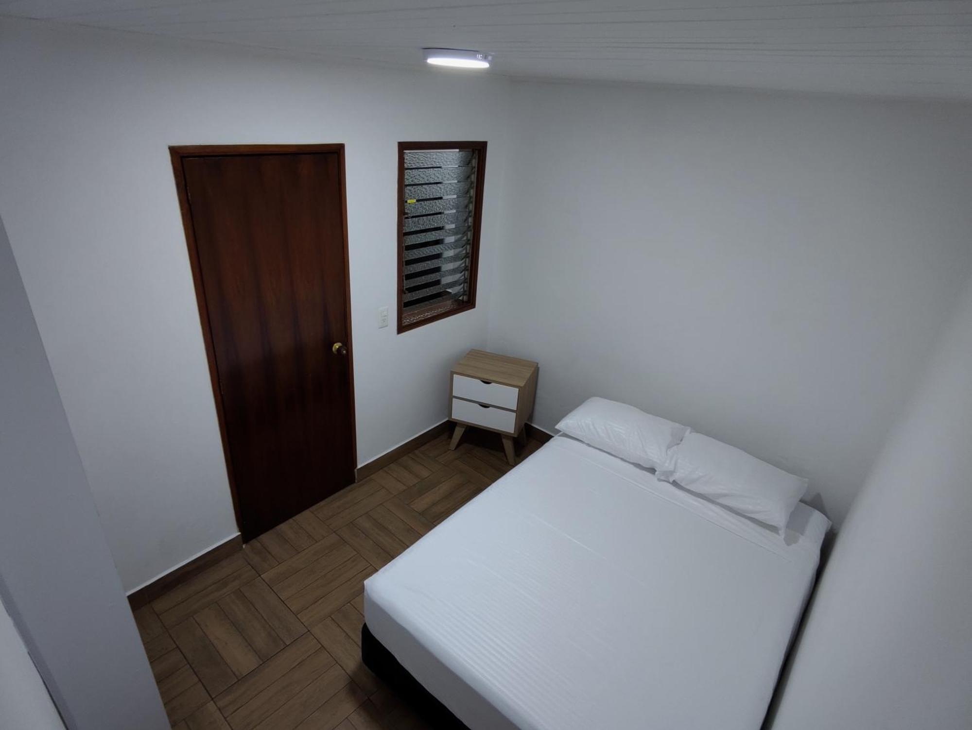 Casa En Laureles-estadio-la 70-eventos La Macarena Apartamento *
